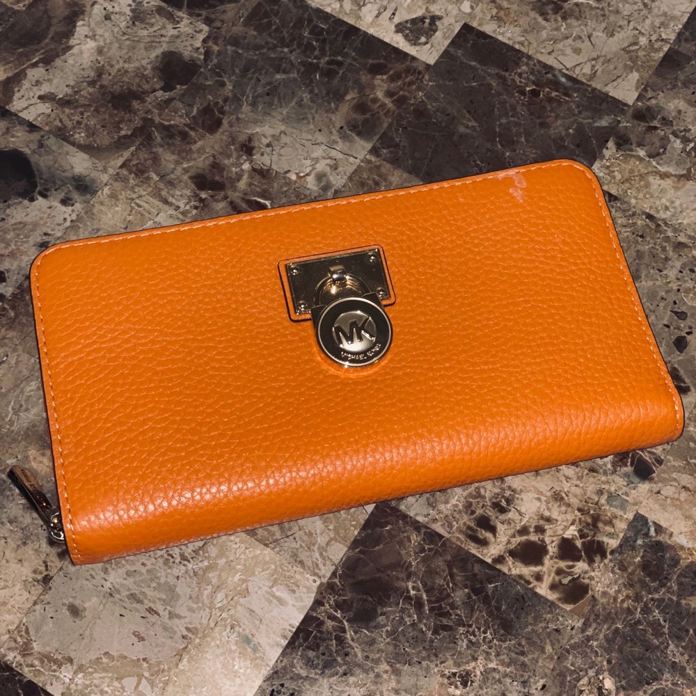Michael Kors wallet